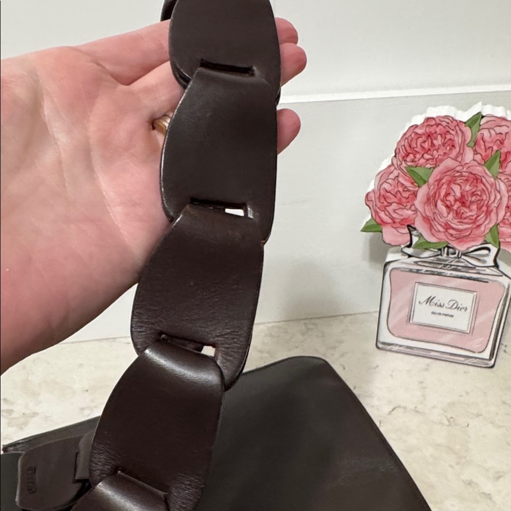 Rare GUCCI. Leather shoulder bag with card - Picture 9 of 15